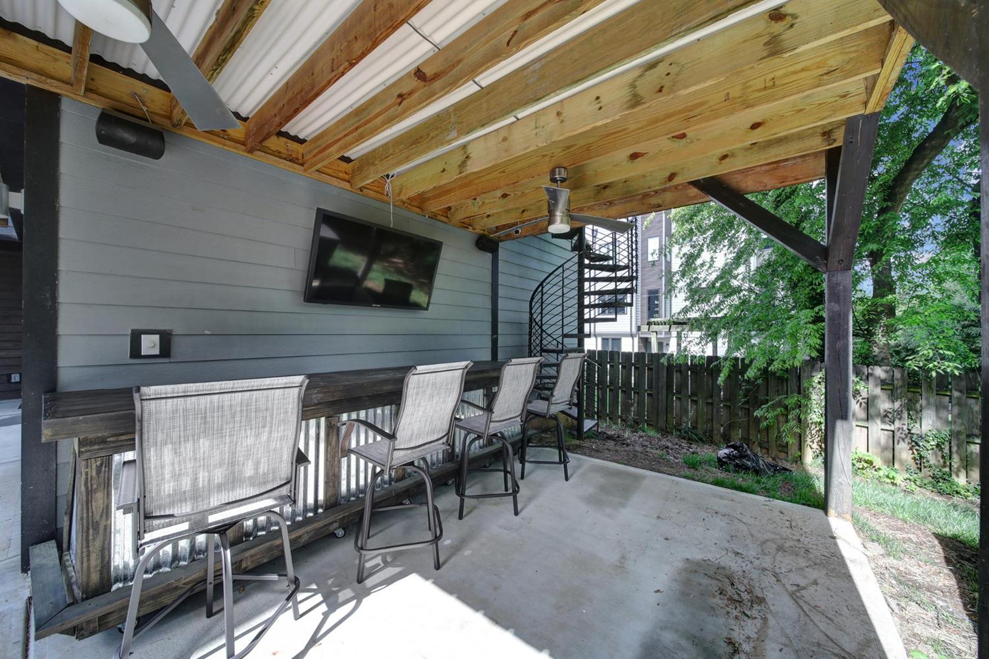 906 Westbrook B City Views Rooftop Hot Tub And Short Walk To Stadium 샬럿 외부 사진